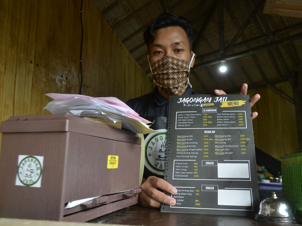 Warga Binaan yang Menjadi Pelayan di Jagongan Jail Kota Malang