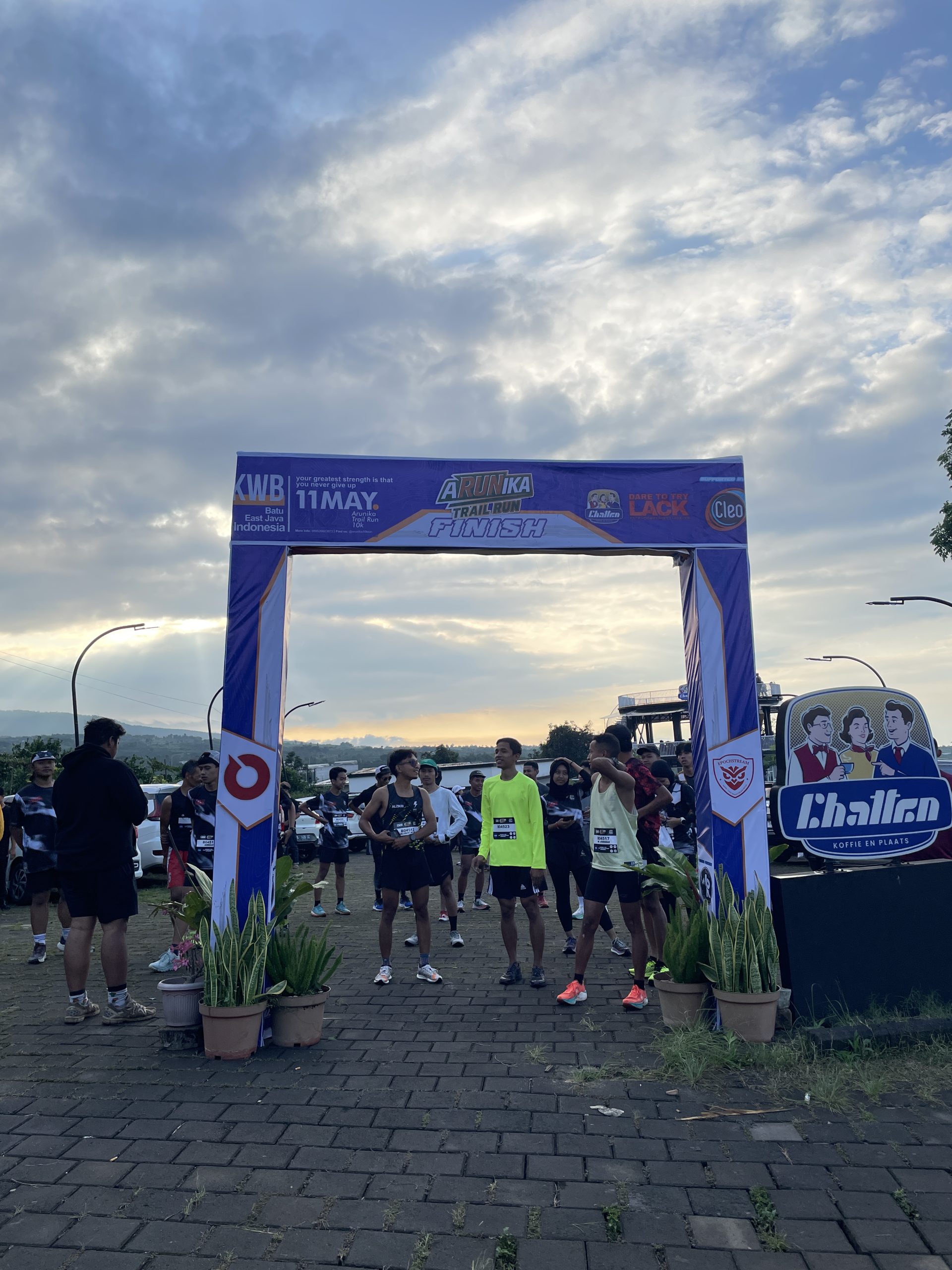 aRUNika 10K Trail Run Sukses Digelar - Chatten Cafe x DT2l - EPOCHSTREAM