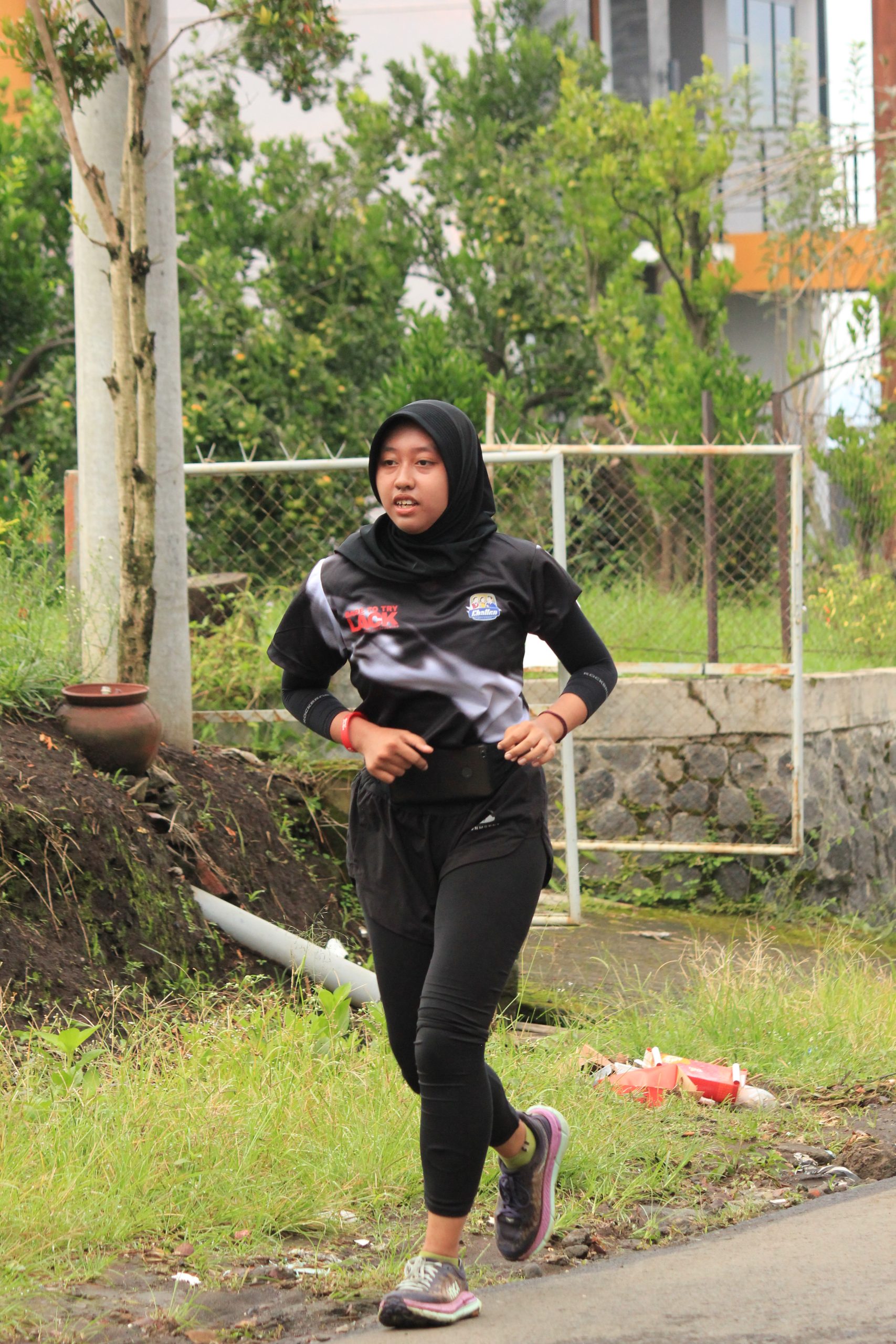 aRUNika 10K Trail Run Sukses Digelar - Panorama Alam Chatten Cafe Memikat Hati Peserta