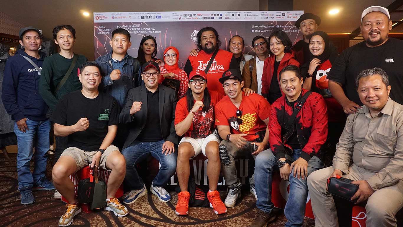 Gala-Premiere-Music-Video-Red-Valley-di-Mopic-Cinemas-Malang-09