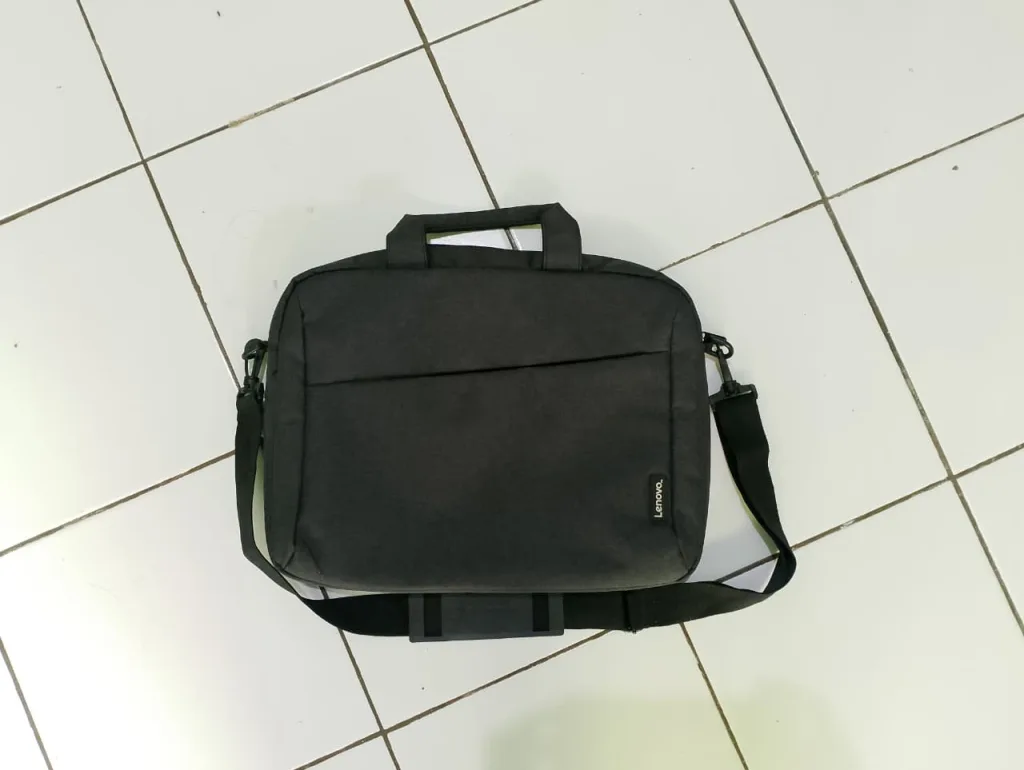 Dijual Cepat - Tas Lenovo Original dan Masih Mulus - 1