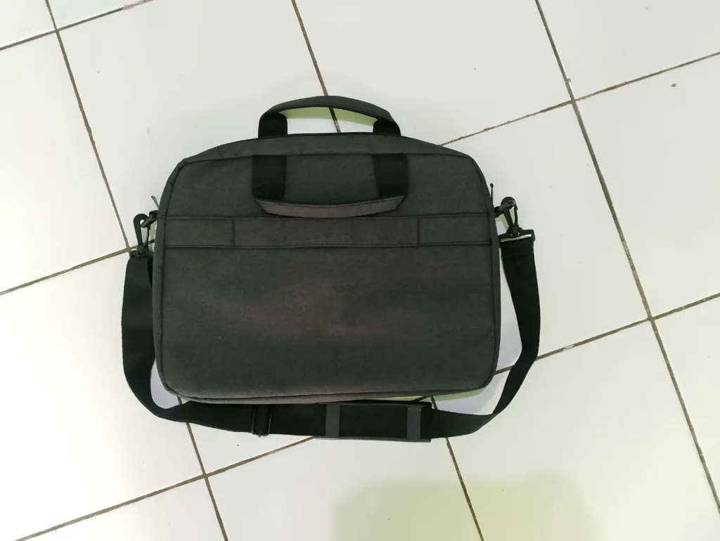 Dijual Cepat - Tas Lenovo Original dan Masih Mulus - 2