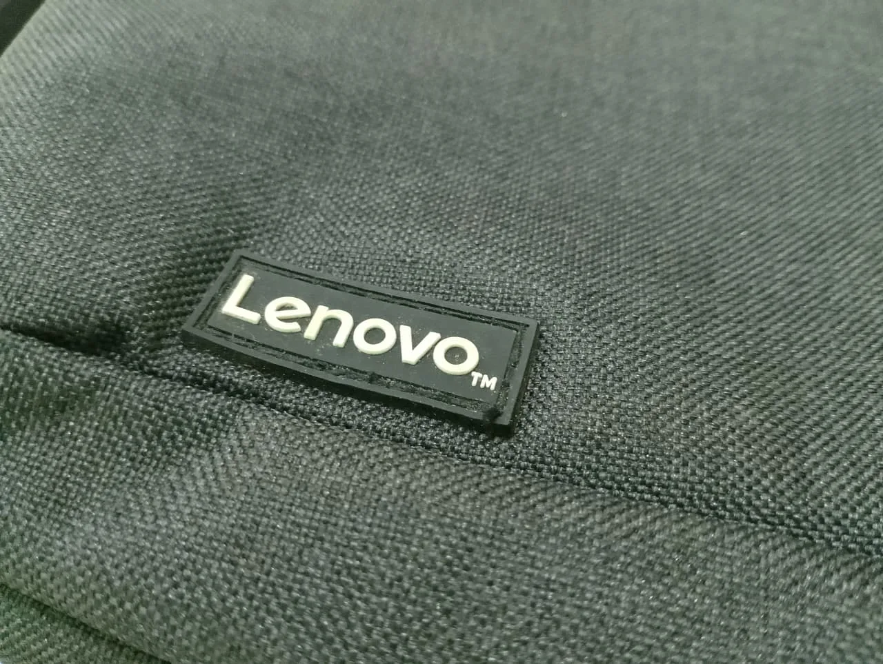 Dijual Cepat – Tas Lenovo Original dan Masih Mulus – 3