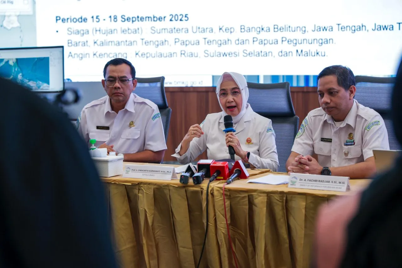 Kepala BMKG Sebut Musim Hujan 2025-2026 Datang Lebih Awal - EPOCHSTREAM