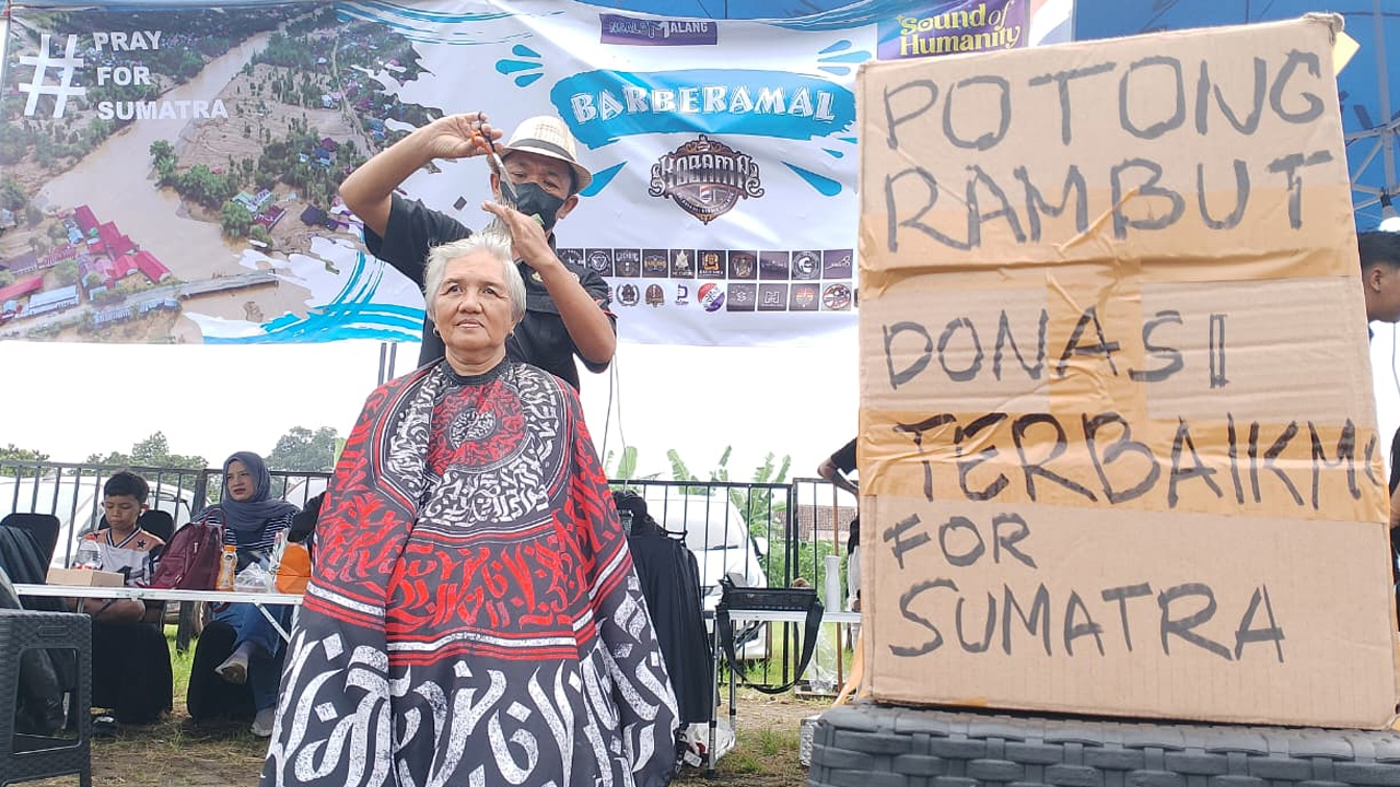 4 – Mbois! Solidaritas Arek Malang untuk Sumatra Pecah di Ngalamalang – Sound of Humanity – EPOCHSTREAM 4 - Mbois! Solidaritas Arek Malang untuk Sumatra Pecah di Ngalamalang - Sound of Humanity - EPOCHSTREAM